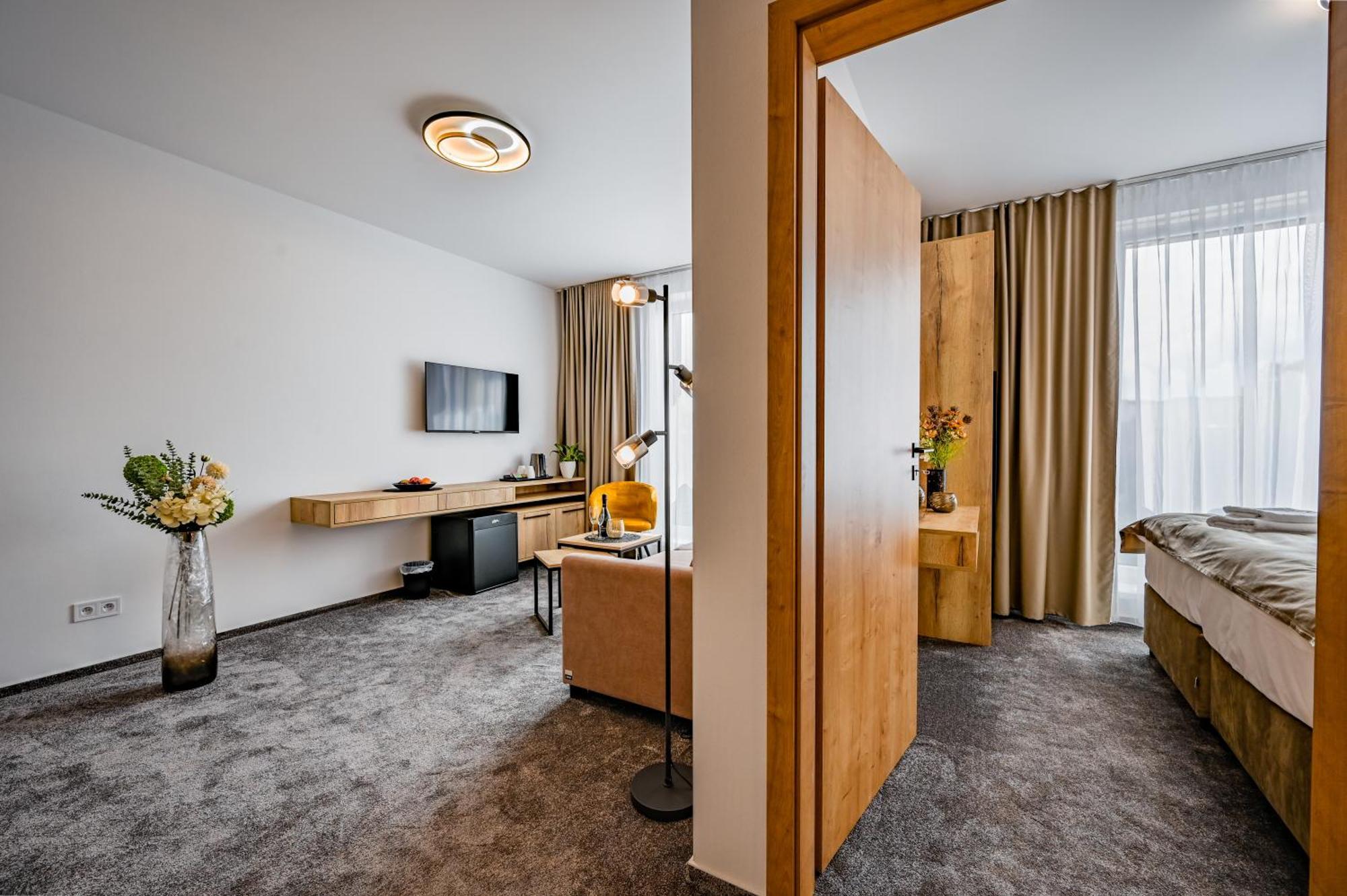 Penzion U Jakuba & Restauracia Bezplatne Parkovanie Martin Exteriér fotografie
